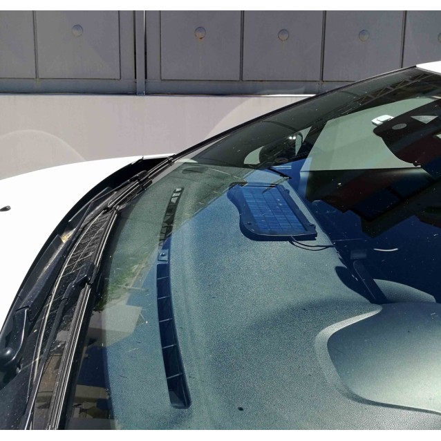 INVICTUS TPS-4W Φωτοβολταϊκός Συντηρητής Μπαταριών 4Watt, Με Κροκοδειλάκια ή Φις Αναπτήρα Αυτοκινήτου