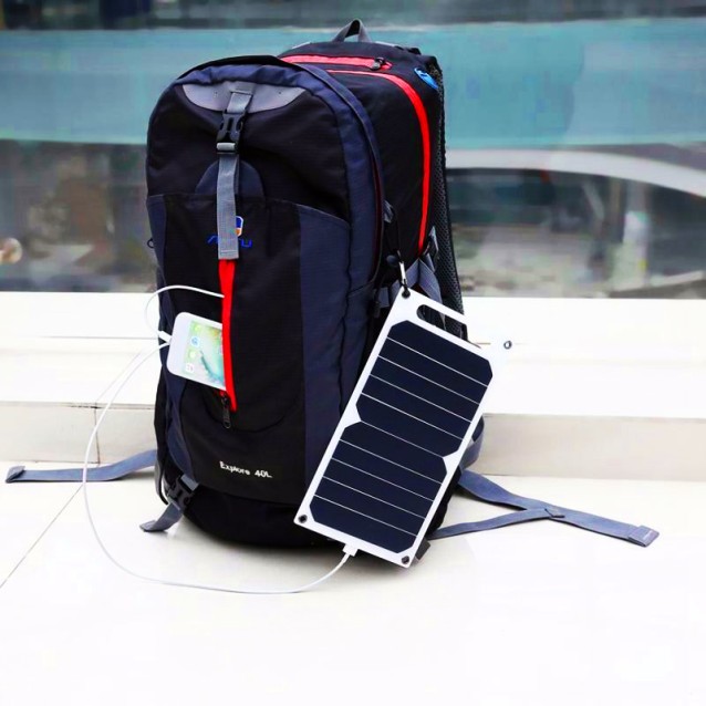 Ηλιακός Φορτιστής INVICTUS με Φωτοβολταικό Πάνελ 5W και Θύρα USB 5V-1A