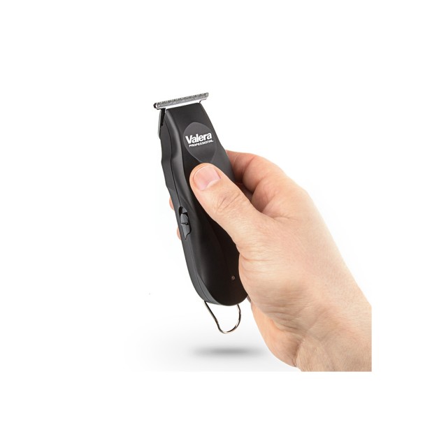 VALERA ABSOLUT ZERO-Επαγγελματική κουρευτική μηχανή μαλλιών, με επαναφορτιζόμενη μπαταρία και τροφοδοσία ρεύματος, σε μαύρο ματ χρώμα.