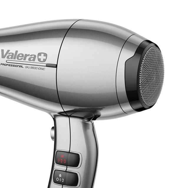 VALERA SWISS SILENT JET 8600 D Επαγγελματικό σεσουάρ μαλλιών με AC μοτέρ 2400W